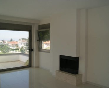 A5 2o Page 4 370x300 - Duplex Apartment in Thessaloniki
